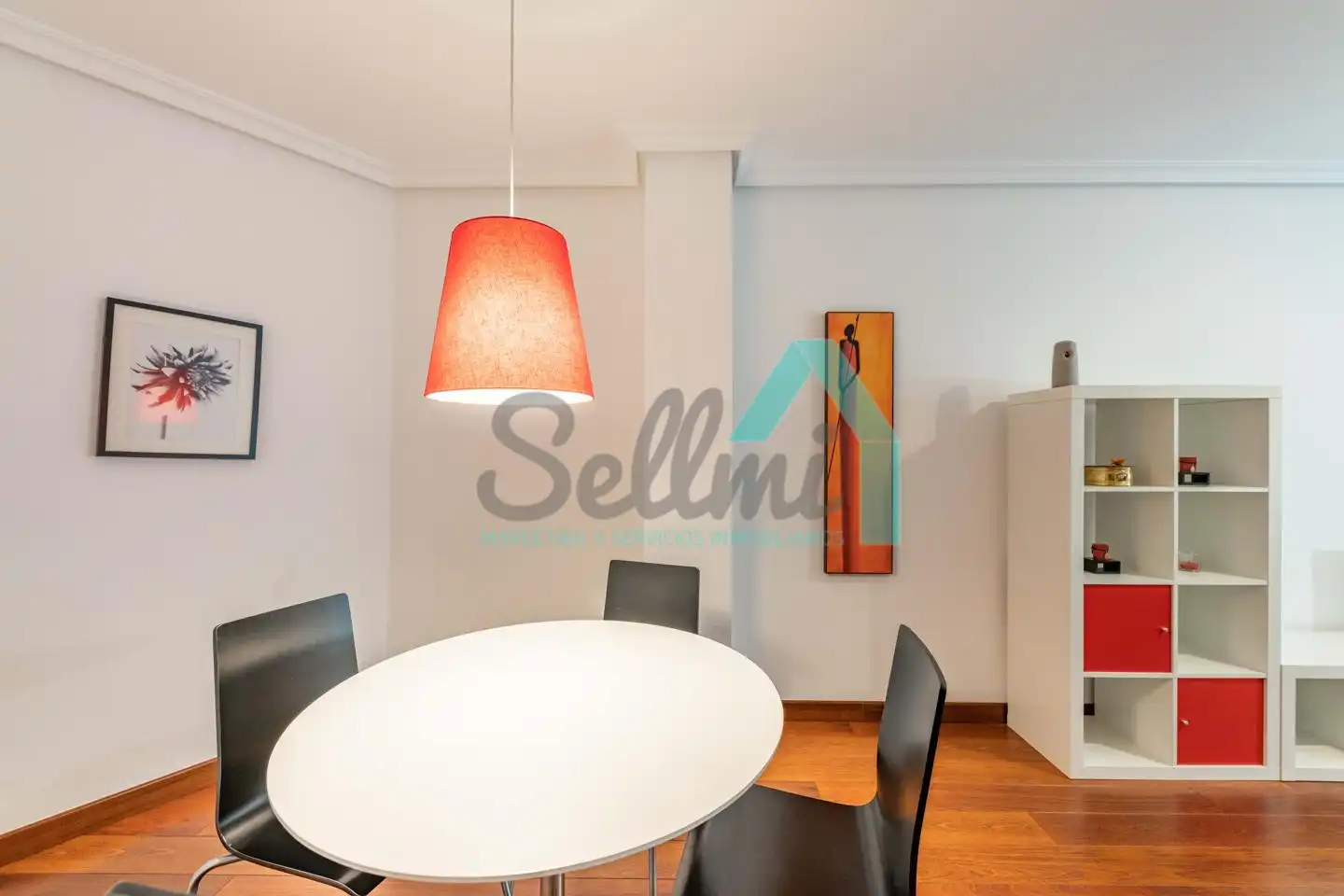 Comedor de Piso en venta en Oviedo  con Calefacción y Parquet