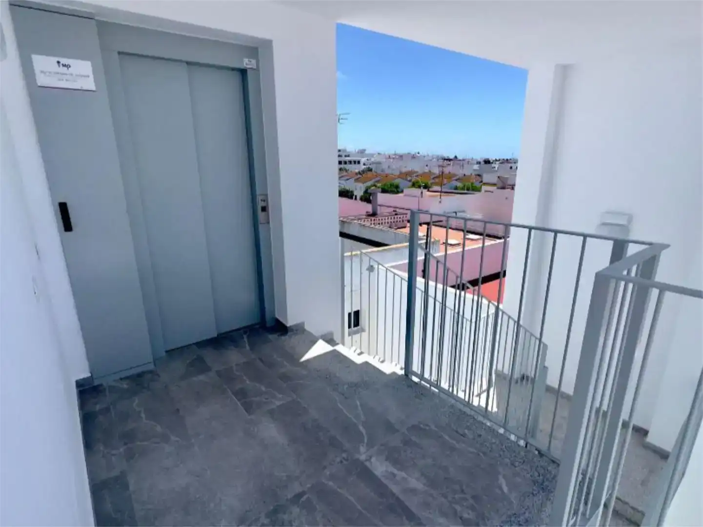 Terraza de Piso en venta en Conil de la Frontera con Balcón