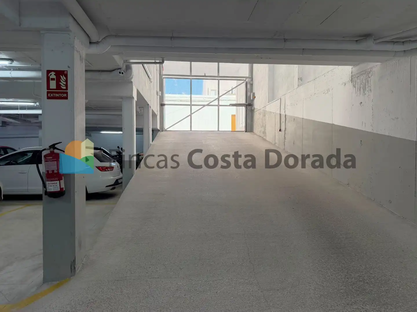 Parking de Piso en venta en Vilanova i la Geltrú con Aire acondicionado, Calefacción y Parquet
