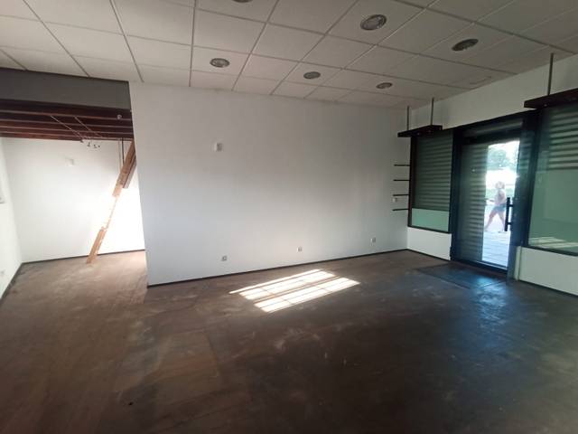 Local comercial en Alquiler en El Mirador - Grillero