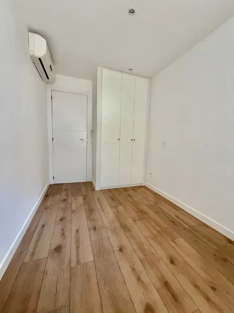 Piso con ascensor en venta en Calle de Salas Barbadillo, imagen 24