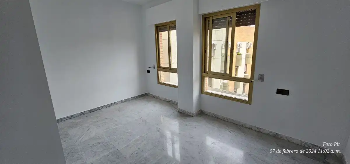 Piso de alquiler en camilo jose cela, La Buhaira