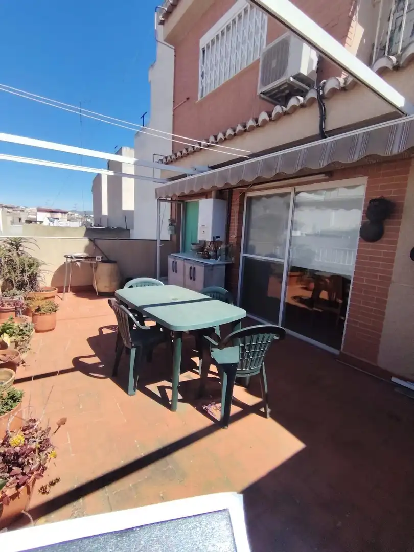 Terraza de Ático en venta en La Pobla de Vallbona con Trastero