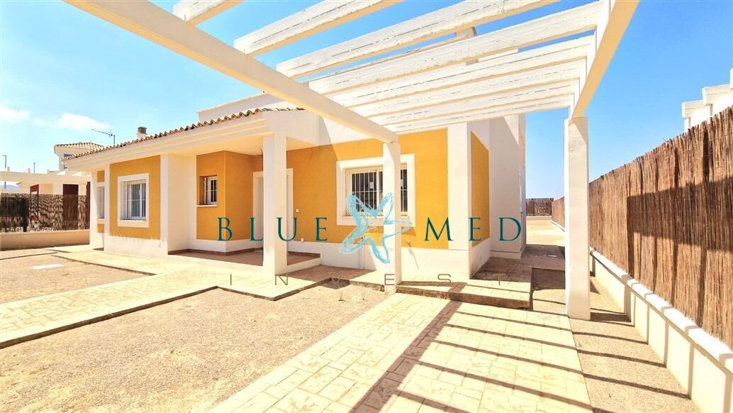Vista exterior de Casa o xalet en venda en Lorca amb Aire condicionat, Calefacció i Jardí privat
