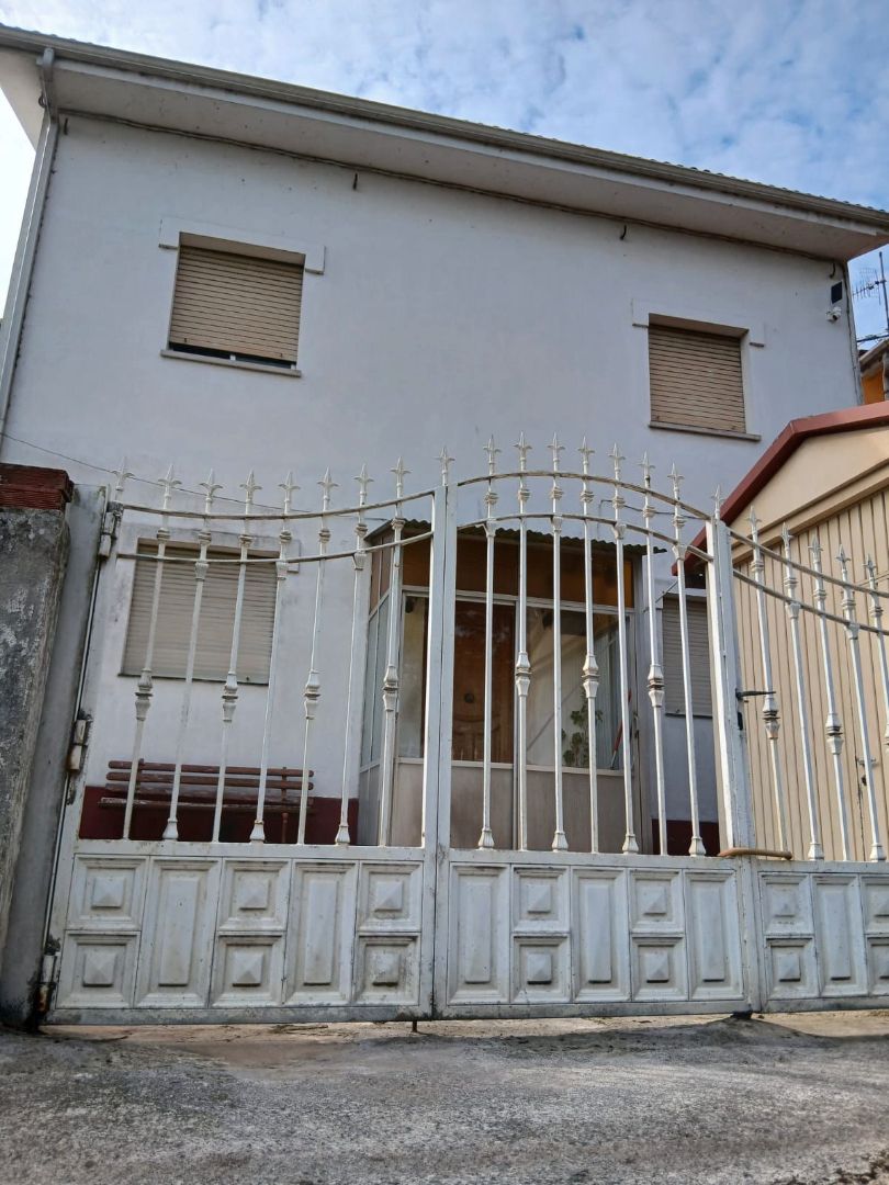 Vista exterior de Casa o xalet en venda en Corvera de Asturias amb Moblat