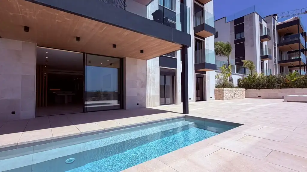 Piscina de Planta baja de alquiler en Calvià con Aire acondicionado, Calefacción y Terraza