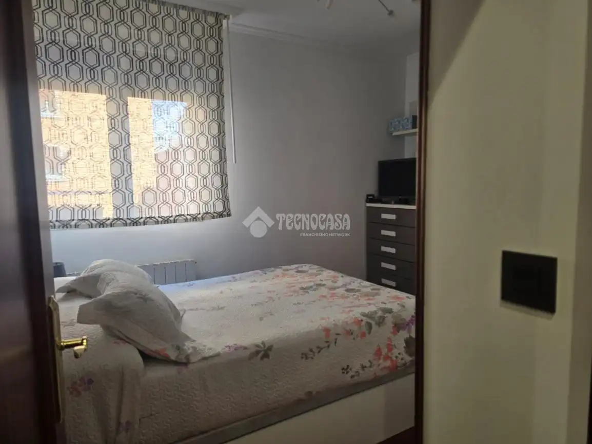 Dormitori de Pis en venda en Bilbao  amb Calefacció