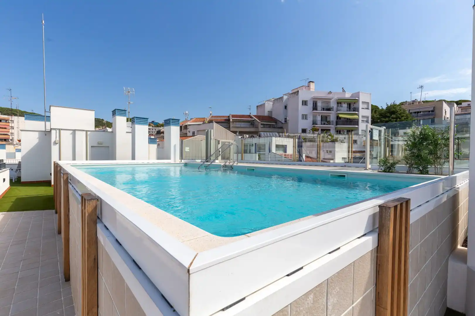 Swimming pool of Flat for sale in Sant Pol de Mar  with Air Conditioner, Heating and Terrace