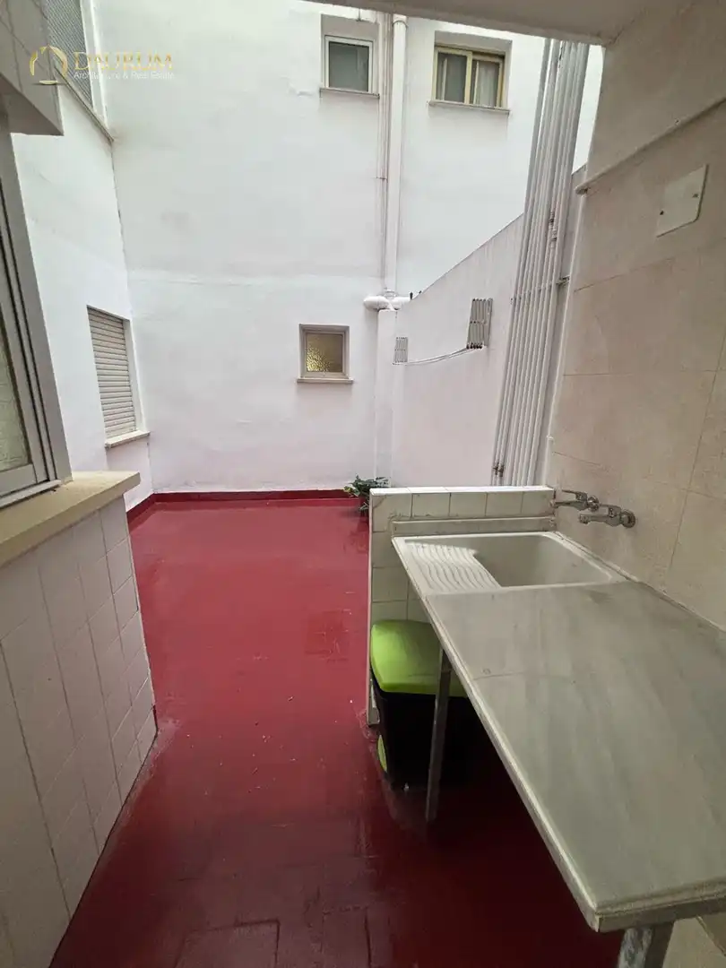 Wohnung zum Verkauf in Torrent mit Klimaanlage, Heizung und Terrasse
