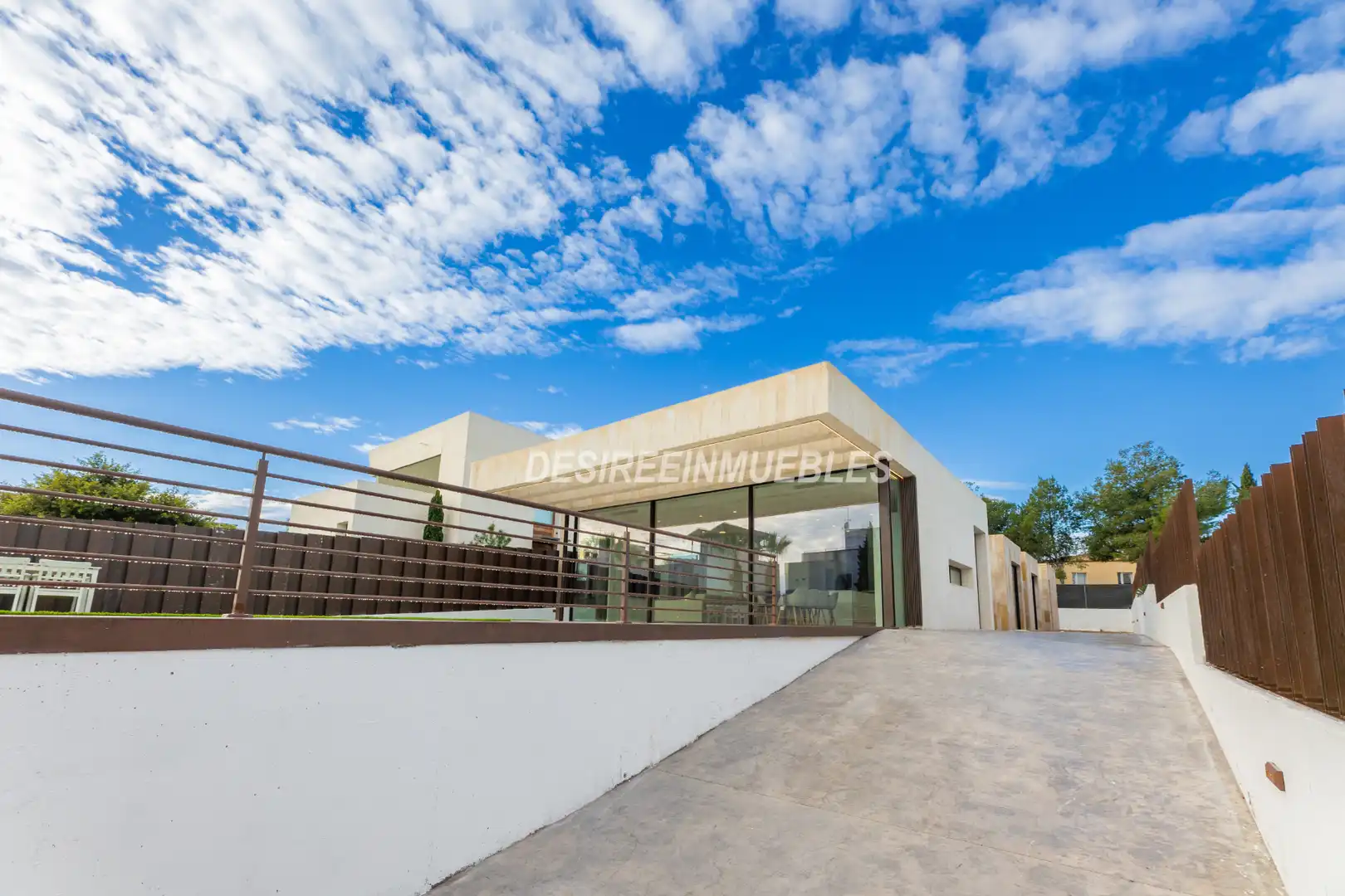 Vista exterior de Casa o chalet en venta en Godella con Aire acondicionado, Calefacción y Jardín privado