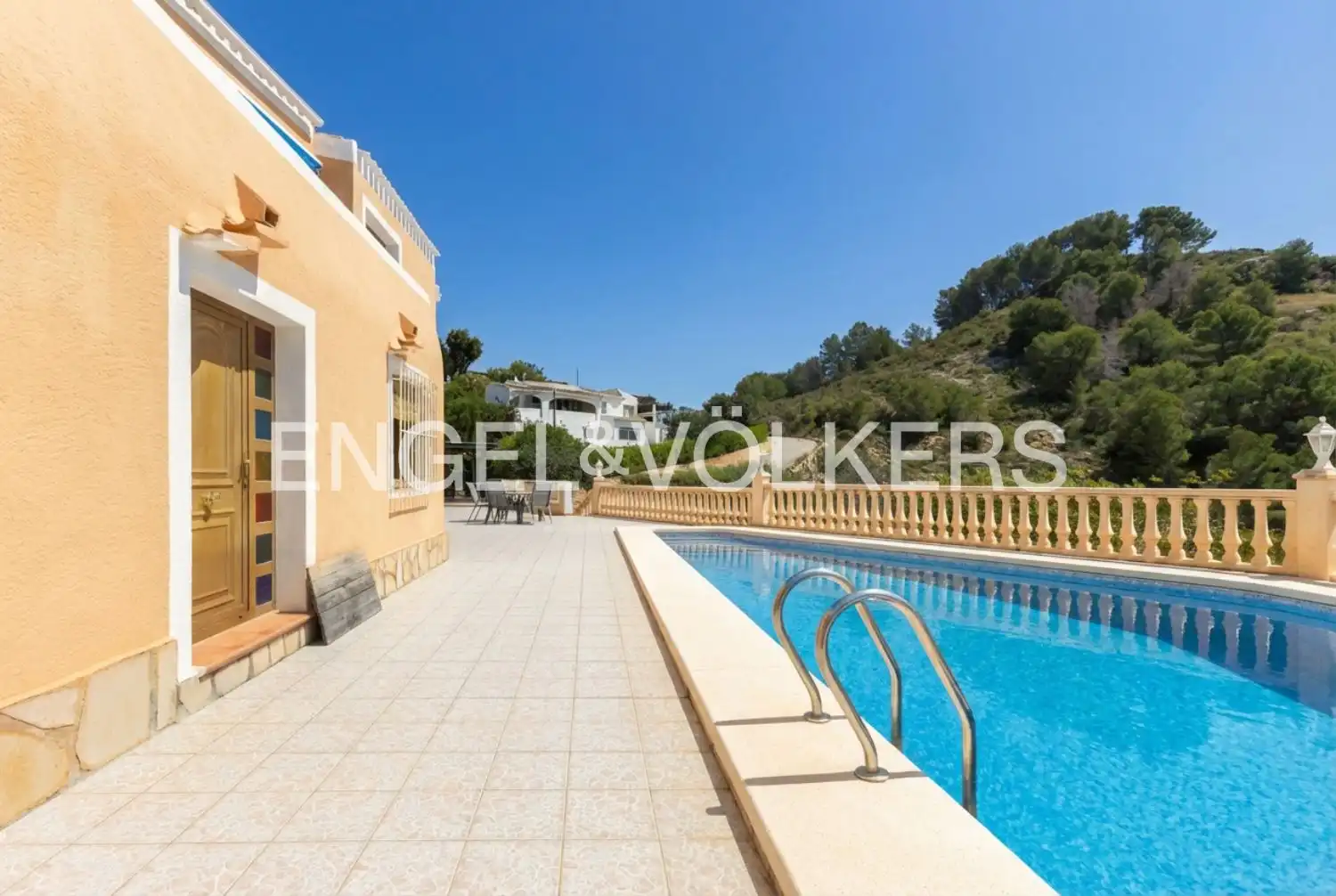 Swimming pool of Houses for sale in Jávea / Xàbia  with Air Conditioner, Heating and Private garden