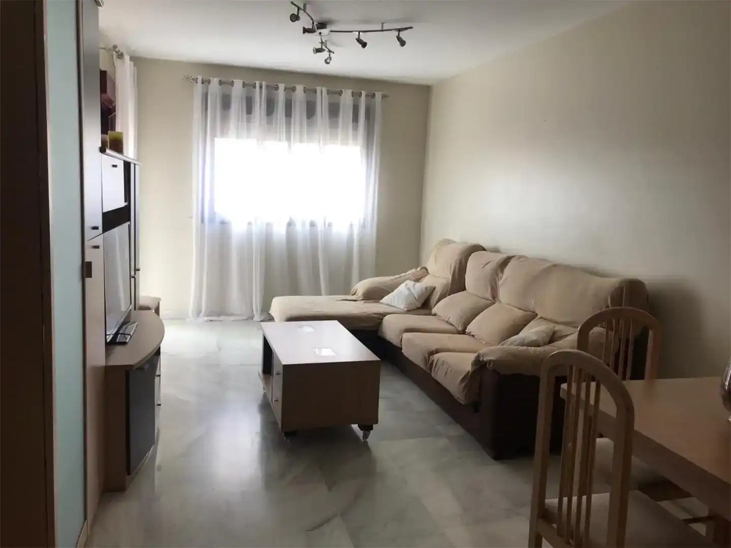 Sala de estar de Piso en venta en Algeciras con Balcón