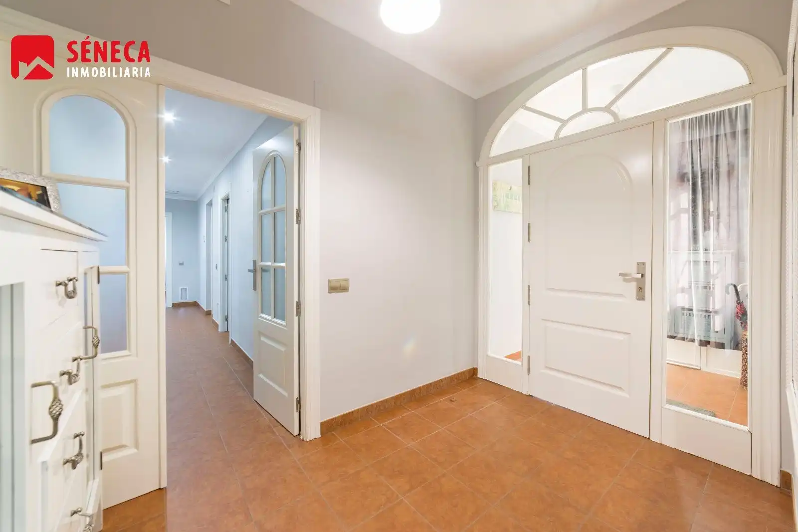 Villa mit Pool zum Verkauf in VERBENA DE LA PALOMA, imagen 2