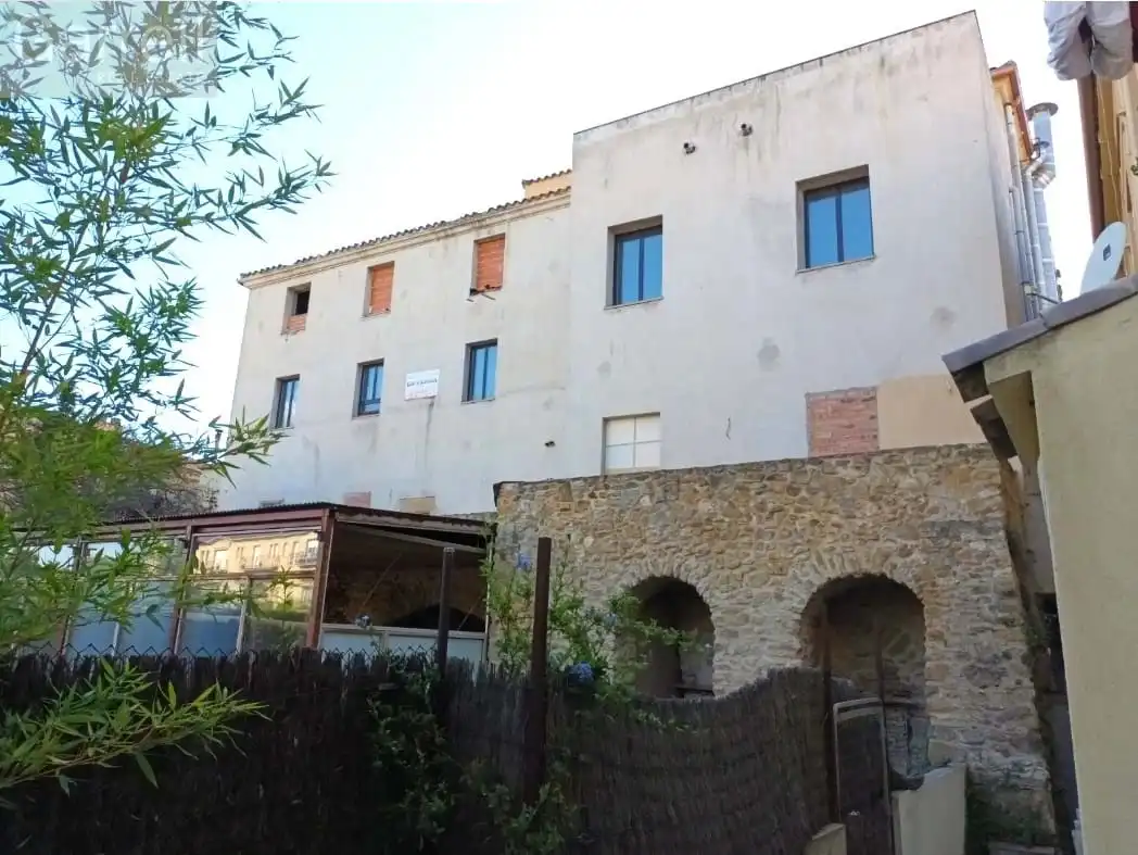 Wohngebäude zum Verkauf in CL TARONGERS 
 LA BISBAL D'EMPORDA (GIRONA)