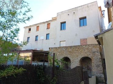 Wohngebäude zum Verkauf in CL TARONGERS 
 LA BISBAL D'EMPORDA (GIRONA)