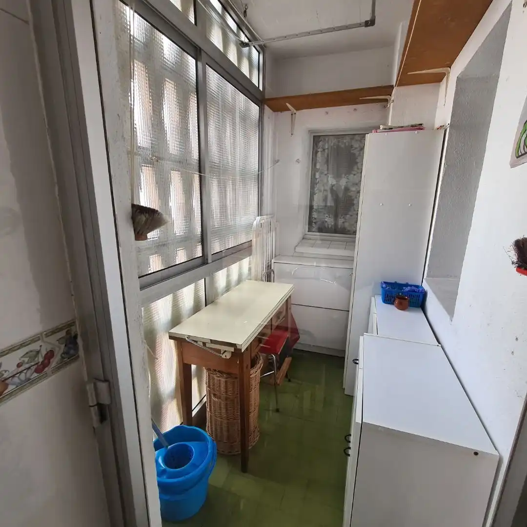 Piso de alquiler en Avenida Cantabria, Reyes Católicos