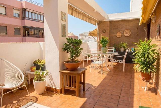 Ático en Venta en Calle ARQ GUARDIOLA en Benalúa