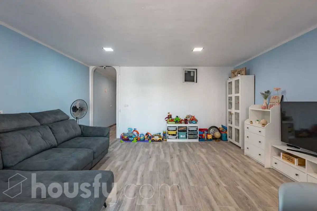 Casa amb terrassa en venda a Carrer de Bartomeu Amat ., imagen 4