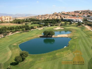 Penthouse mit Pool zum Verkauf in Avenida del Golf
