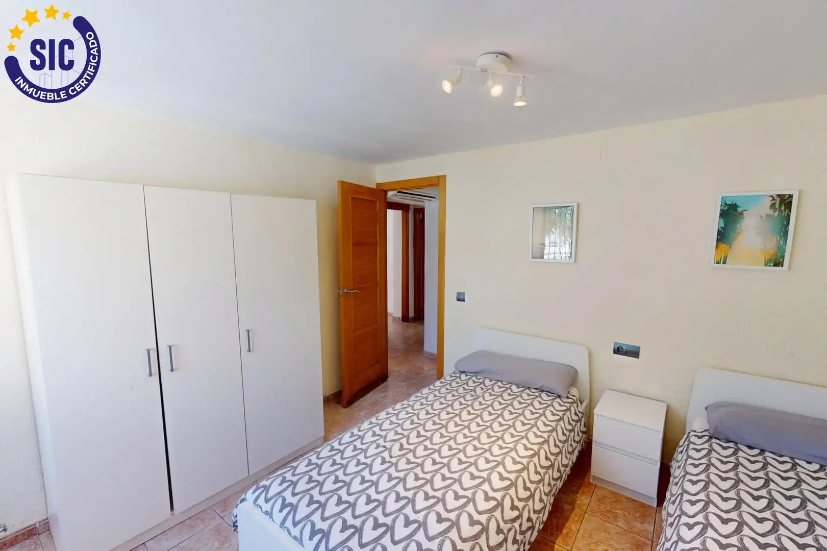 Habitación de Casa o chalet en venta en Benicasim / Benicàssim con Aire acondicionado, Jardín privado y Terraza