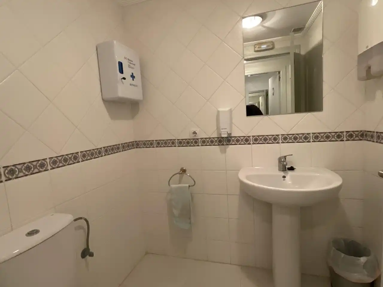 Local comercial en venda a Calle San Jerónimo Hermosilla, imagen 8