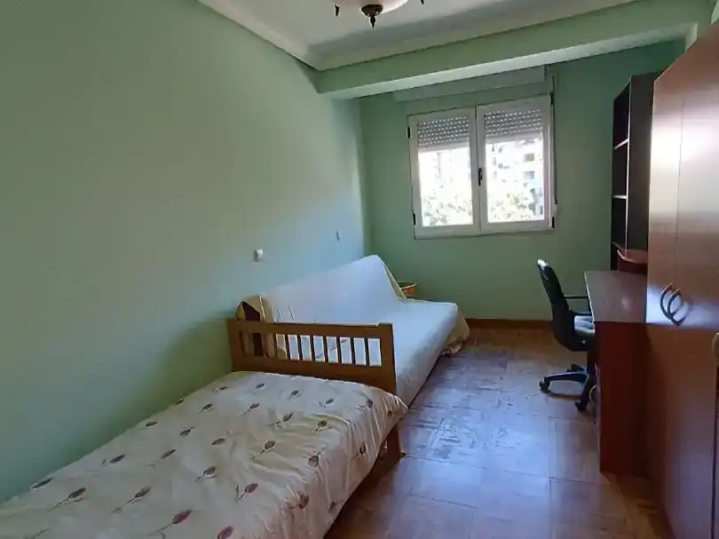 Schlafzimmer von Wohnung zur Miete in Burgos Capital