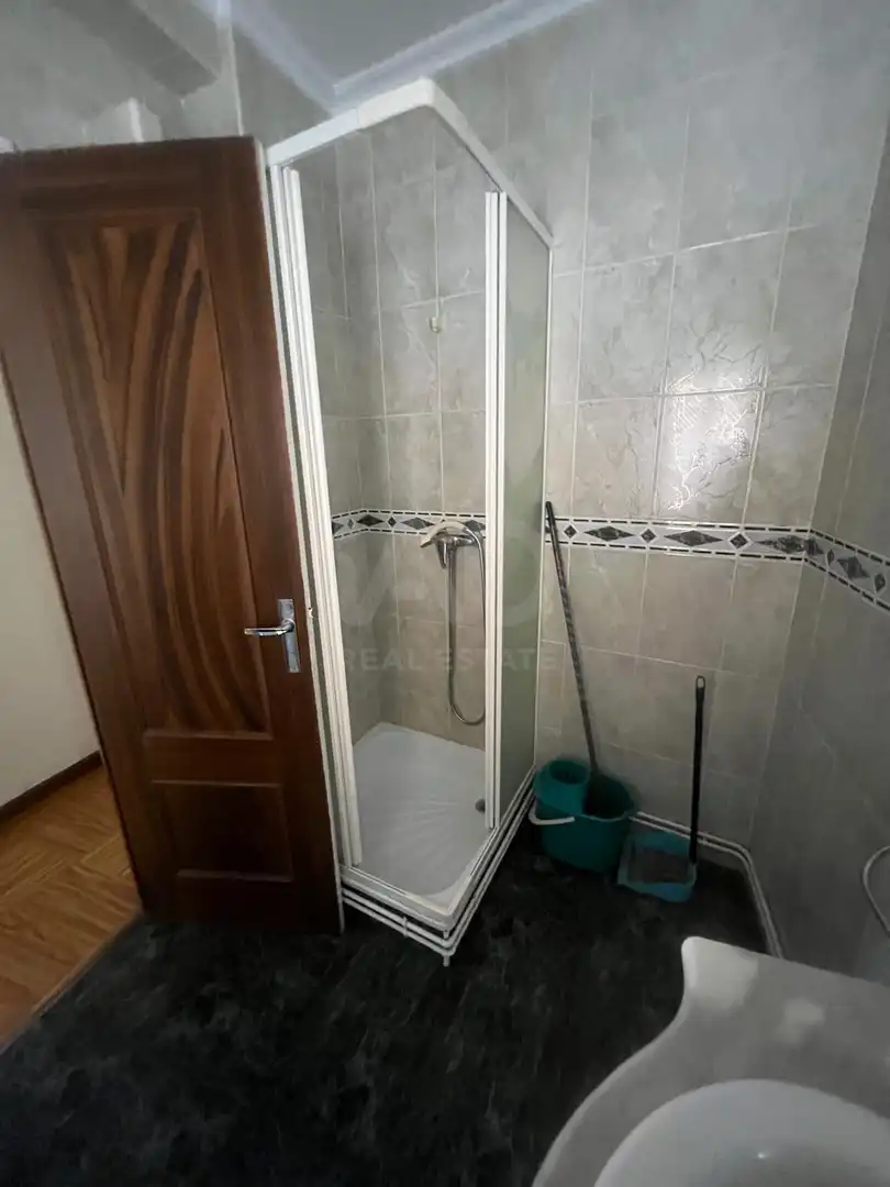 Bany de Pis en venda en Ciudad Rodrigo amb Calefacció i Terrassa