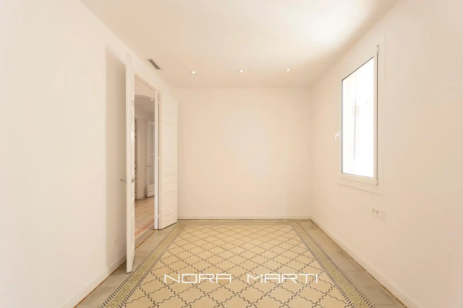 Piso con terraza en alquiler en Eixample, imagen 21