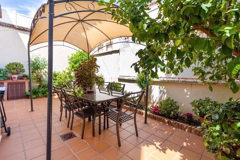 Terrace of Single-family semi-detached for sale in  Granada Capital  with Terrace