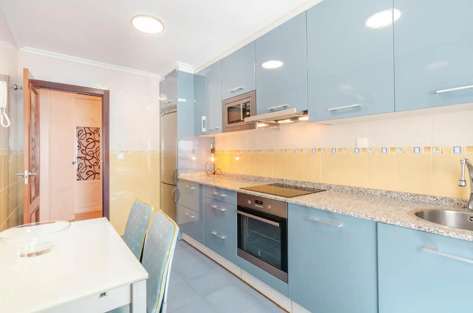Cocina de Piso en venta en Gozón con Calefacción, Terraza y Trastero