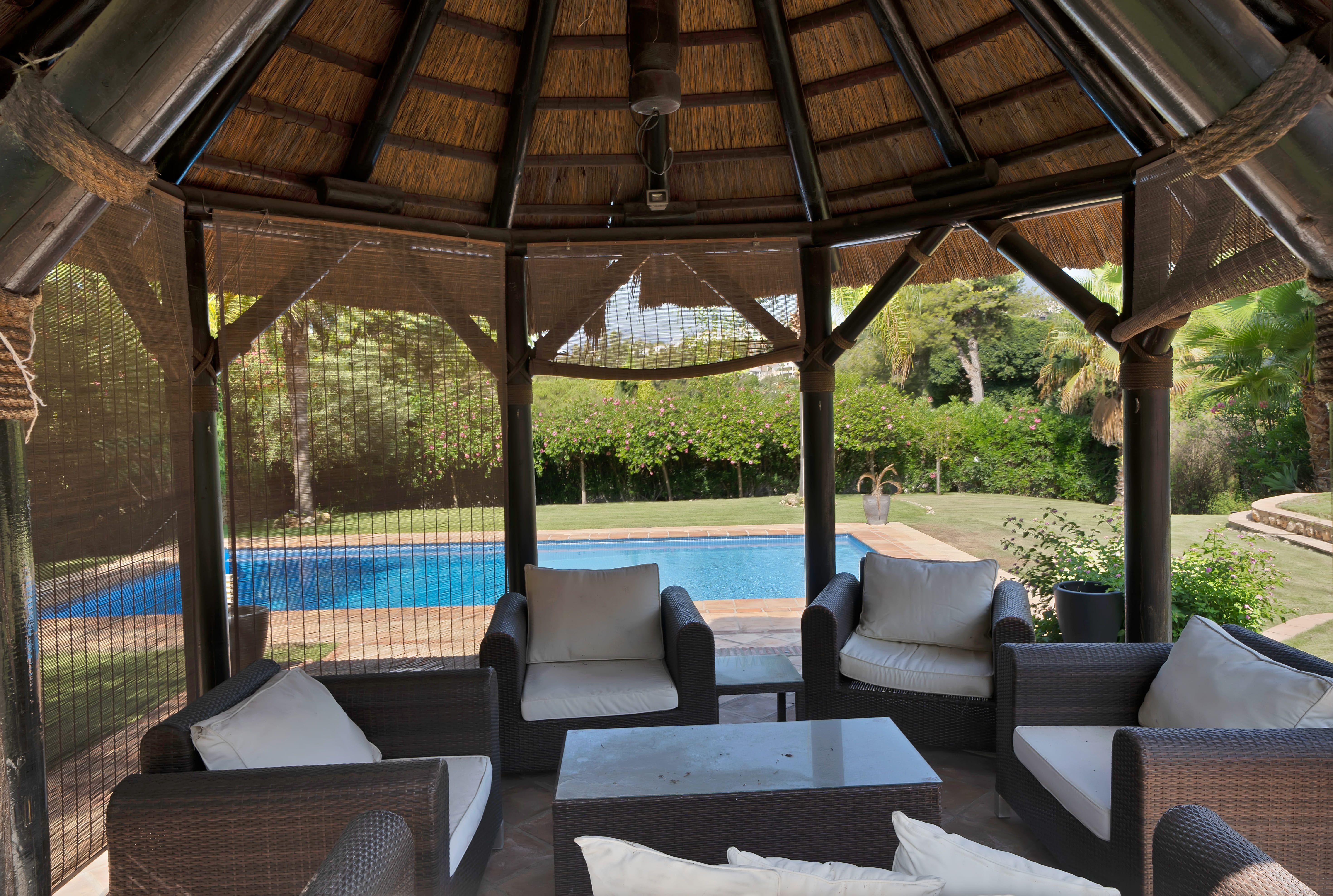 Jardín de Casa o chalet en venta en Estepona con Calefacción, Jardín privado y Terraza