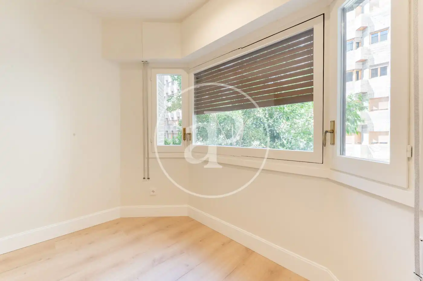 Schlafzimmer von Wohnung zur Miete in Madrid mit Klimaanlage, Heizung und Privatgarten