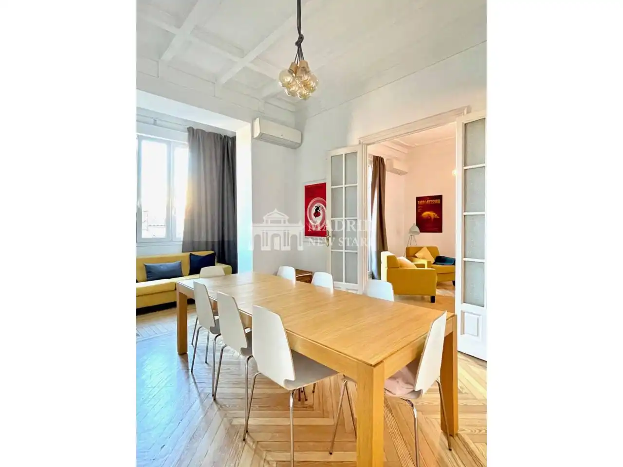 Dining room of Flat for rent in Madrid  with Air Conditioner, Heating and Parquet flooring