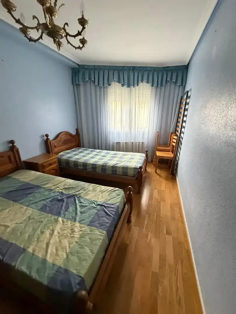 Habitación de Piso en venta en Sesma con Parquet, Trastero y Amueblado