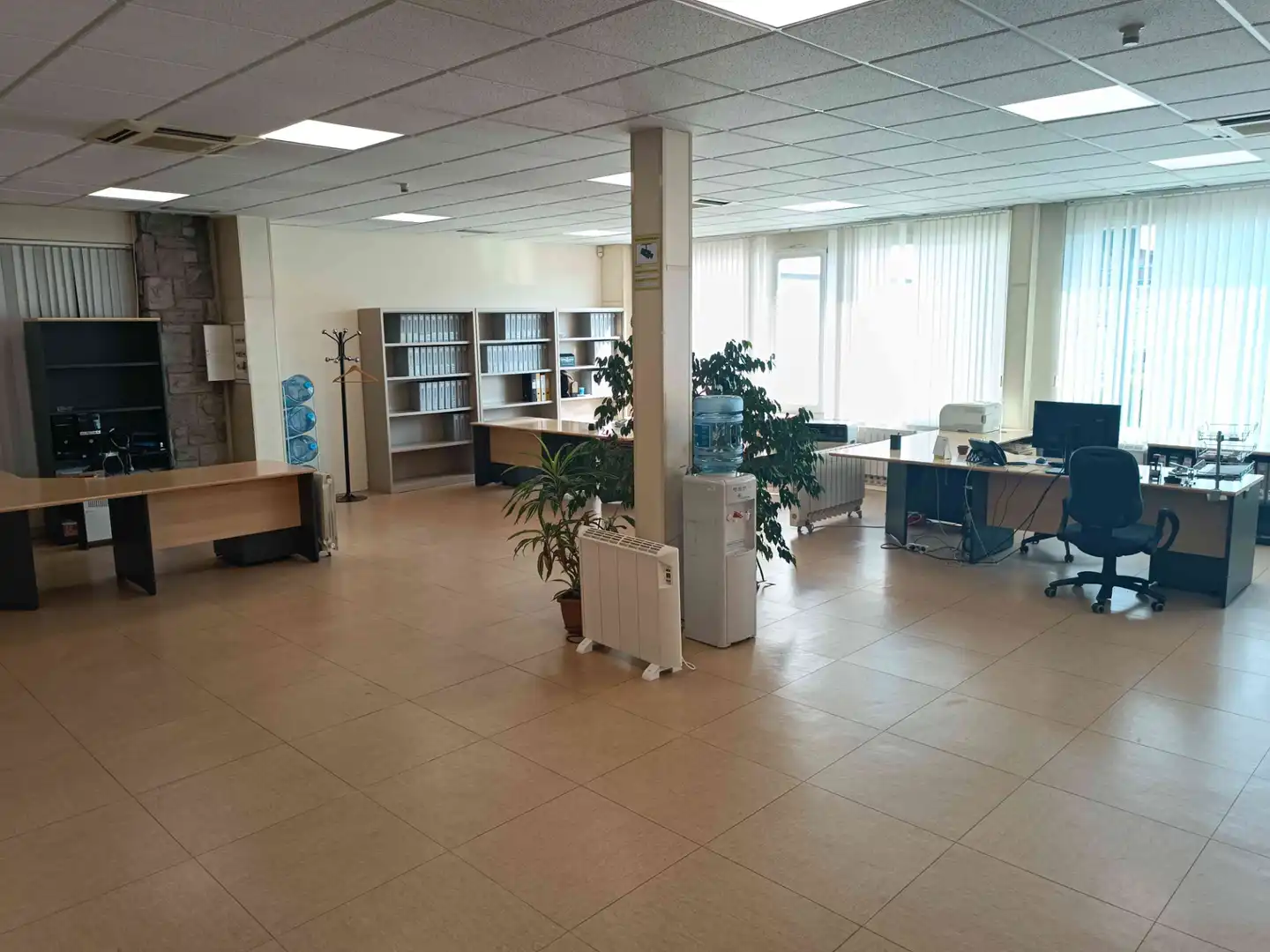 Nave industrial en venta en Derio