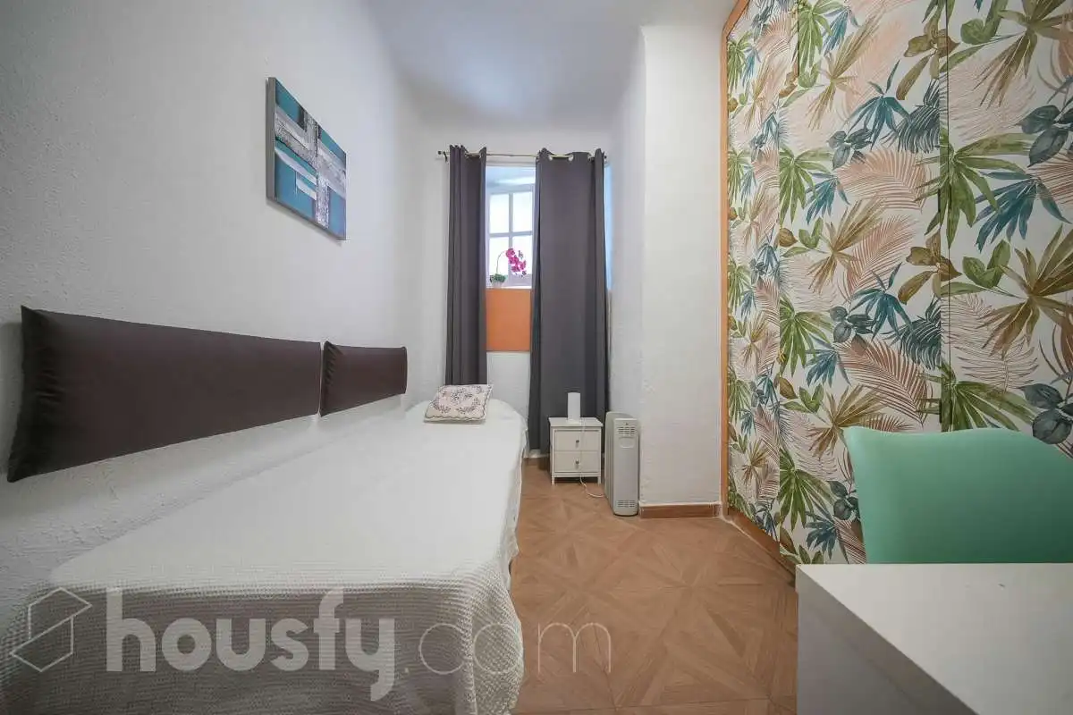 Flat with lift for sale in Calle Rey Francisco ., imagen 2