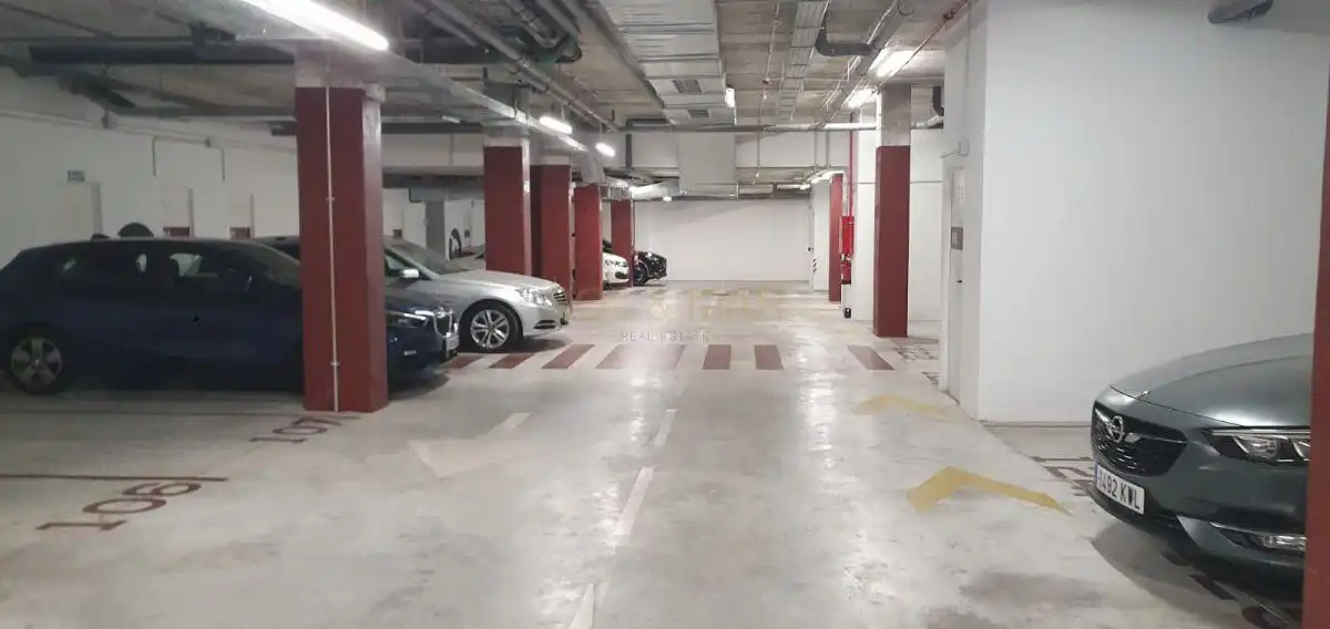 Parking de Apartamento en venta en Mijas con Aire acondicionado, Calefacción y Terraza