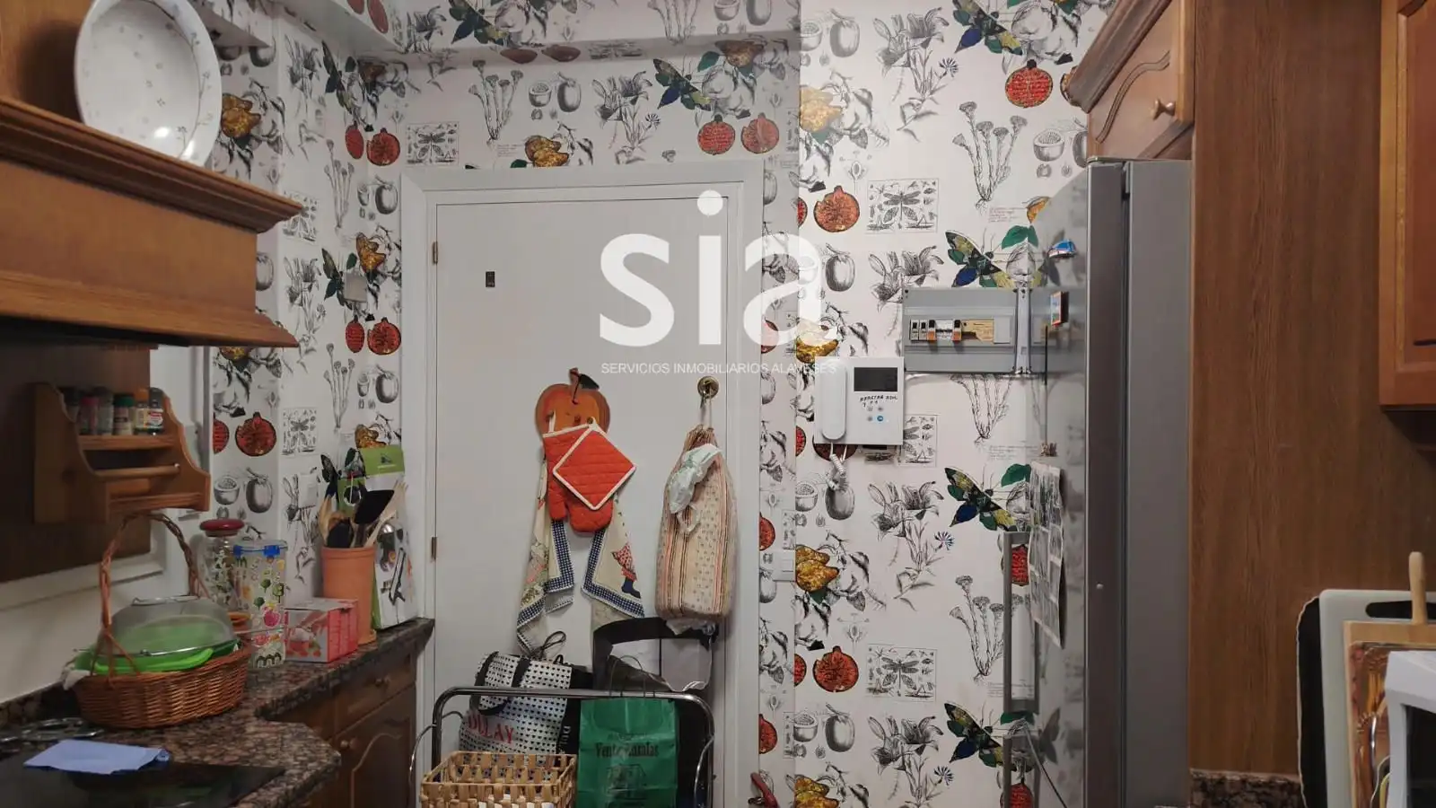 Küche von Wohnung zum Verkauf in Vitoria - Gasteiz mit Heizung, Abstellraum und Möbliert