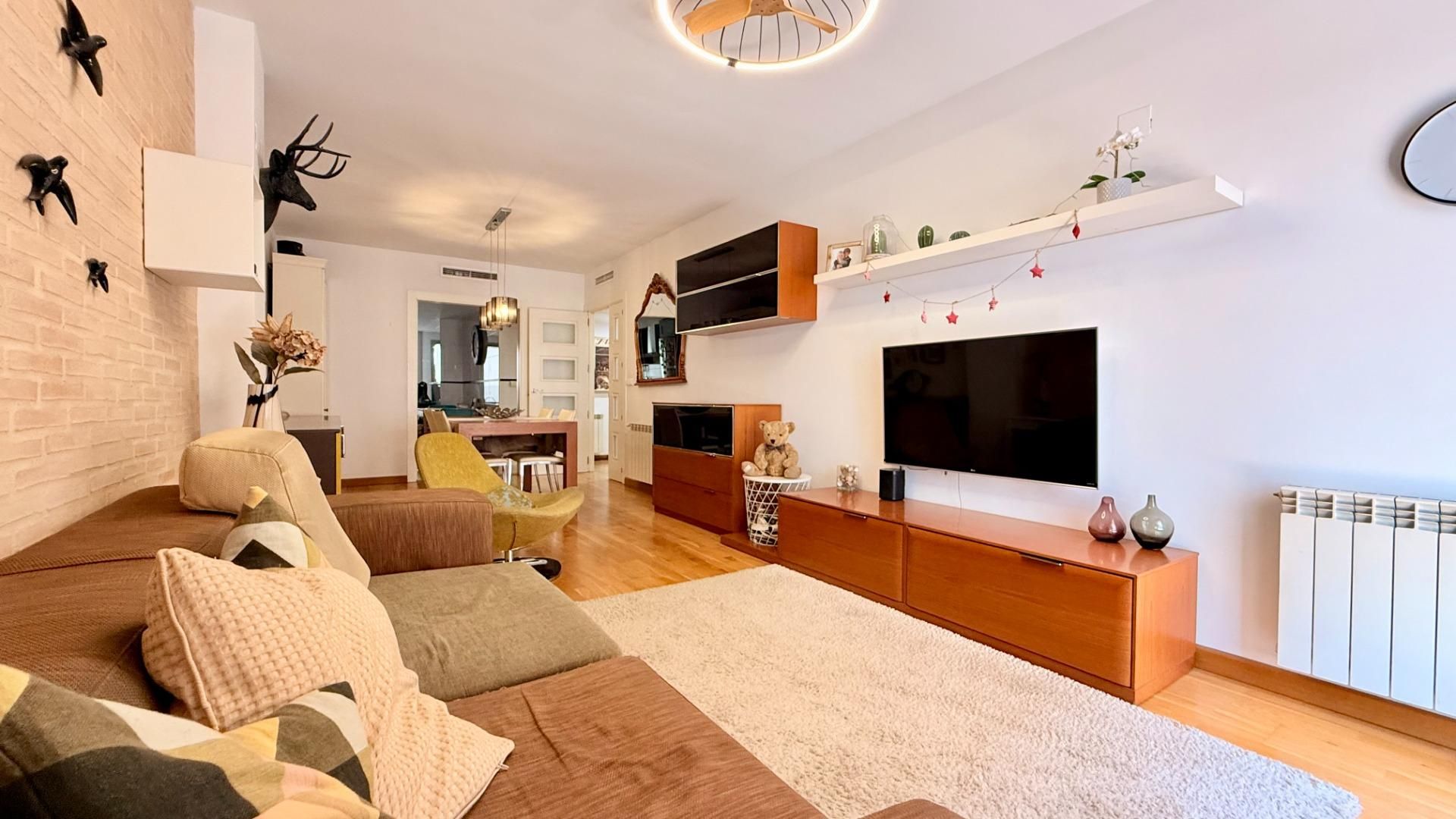 Living room of Flat for sale in Albalat dels Sorells  with Air Conditioner, Terrace and Storage room