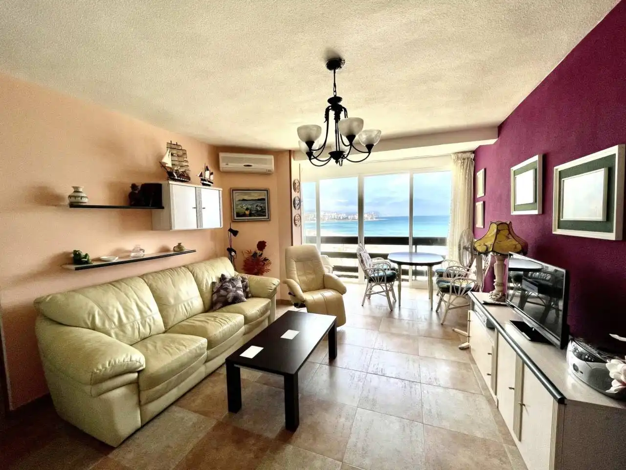 Living room of Flat for rent in El Campello  with Terrace, Furnished and Community pool