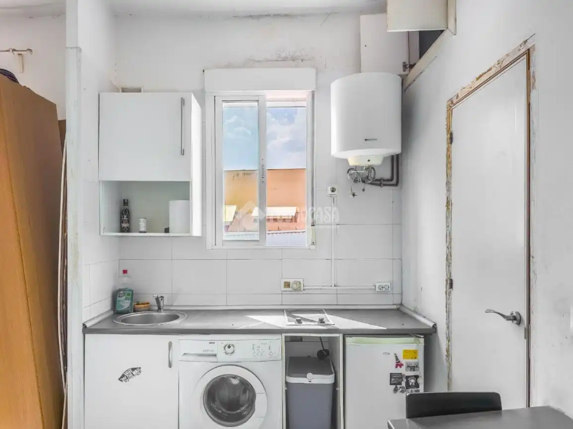 Kitchen of Study for sale in Madrid  with Air Conditioner