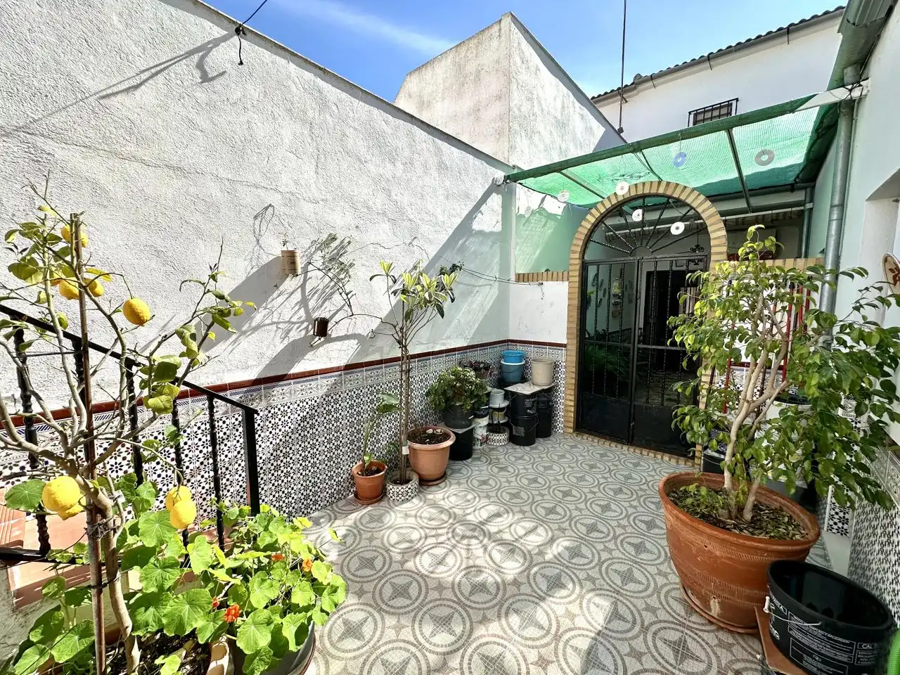 Terrassa de Casa adosada en venda en Sierra de Yeguas amb Aire condicionat, Jardí privat i Terrassa