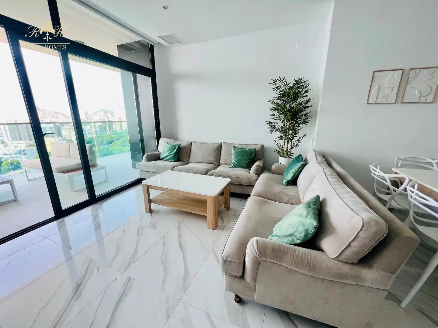 Wohnzimmer von Wohnung zur Miete in Benidorm mit Heizung, Terrasse und Schwimmbad