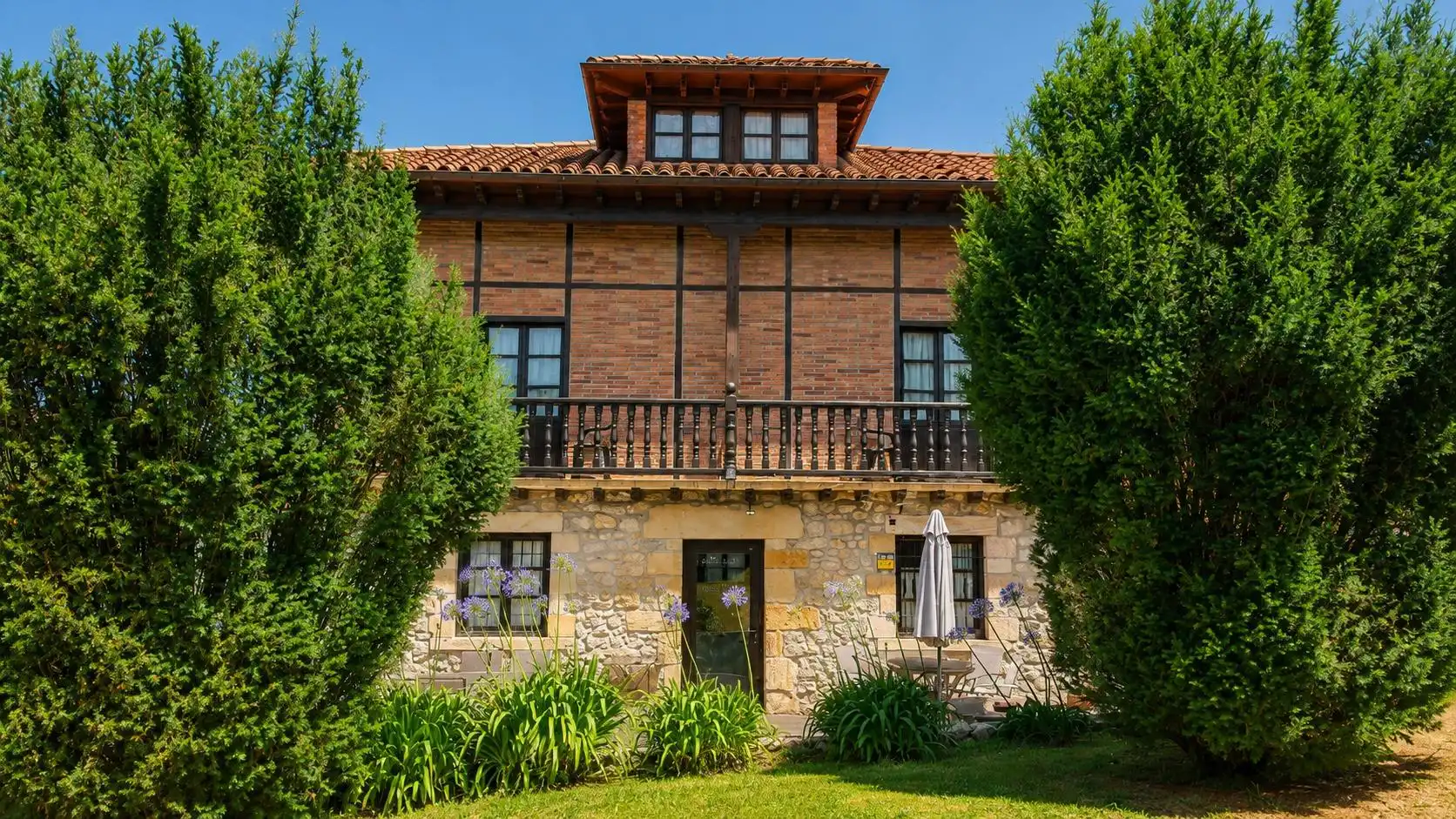 Exterior view of Houses for sale in Alfoz de Lloredo  with Heating, Private garden and Terrace