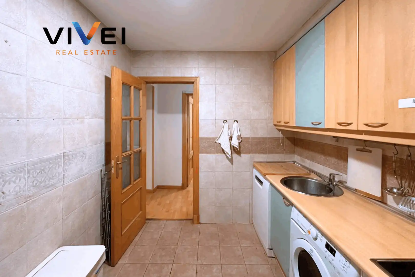 Cocina de Piso de alquiler en Madrid con Calefacción y Balcón