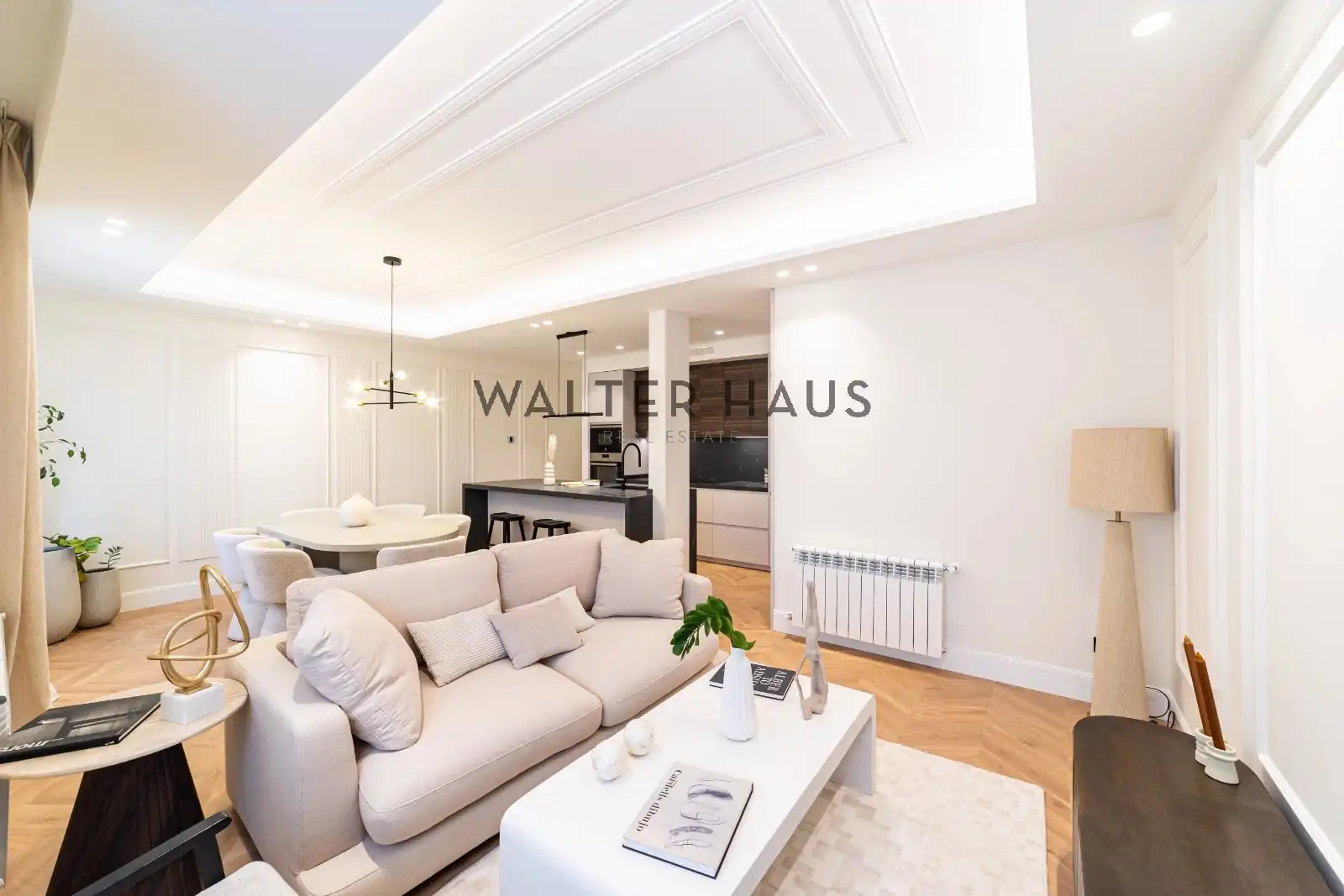 Appartement avec ascenseur à vendre à Calle de Modesto Lafuente