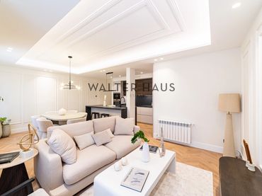 Piso con ascensor en venta en Calle de Modesto Lafuente