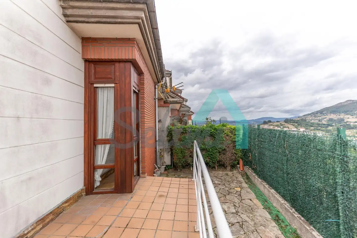 Casa adosada en venda a Calle la Coruña, Olivares