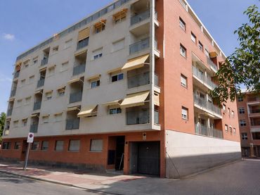 Apartament amb balcó en venda a Calle FEDERICO GARCIA LORCA 12