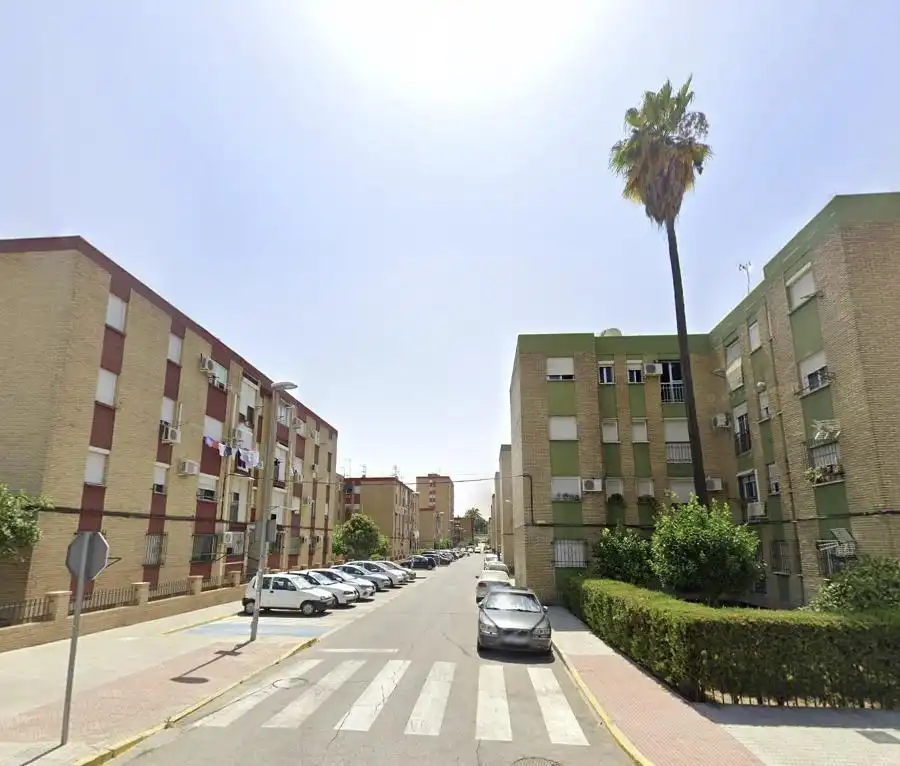 Pis amb ascensor en venda a Calle SIDERO MINERA